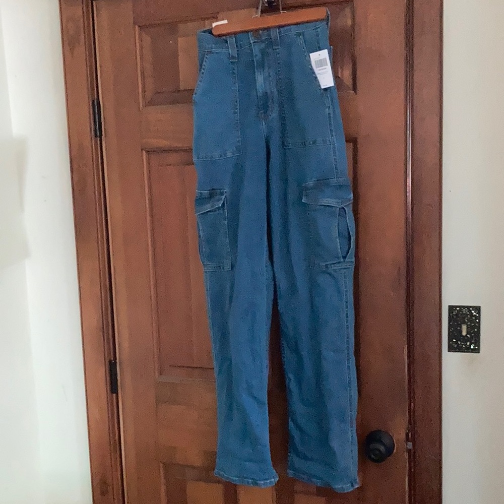 Hot Topic Cargo Jeans, Size 3